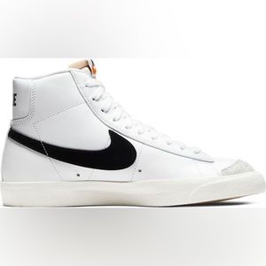 Nike Blazer Mid '77 High Top Sneaker
